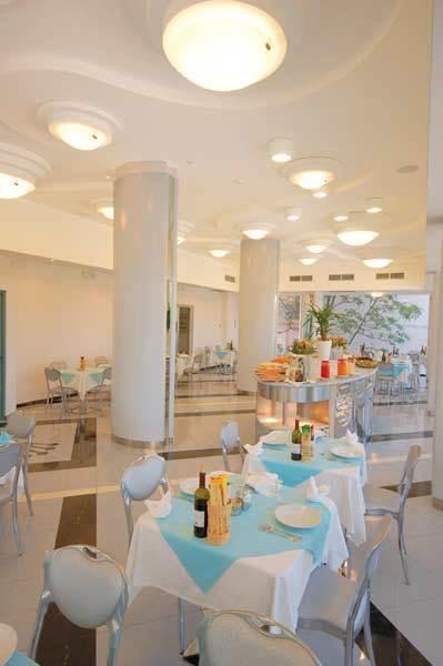Hotel Principe Гаттео-а-Маре Экстерьер фото